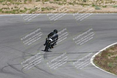 media/Apr-20-2025-AHRMA (Sun) [[393a79c373]]/Race/Group 7/Turn 4b/